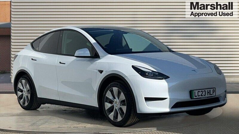 White Used 2023 Tesla Model Y SUV | £24,074 (Good price) - Image 1/4