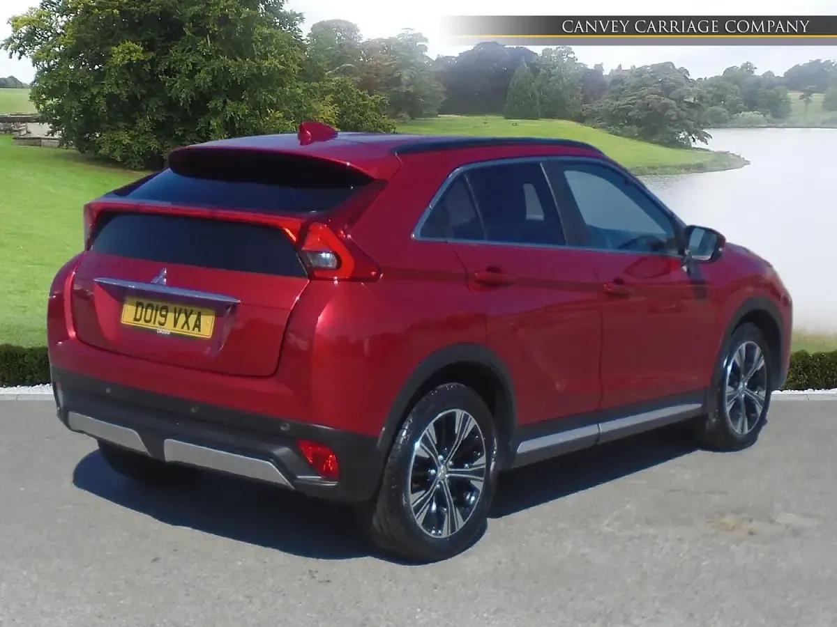 Used Mitsubishi Eclipse Cross 163 HP (119 kW) 2019 Red SUV