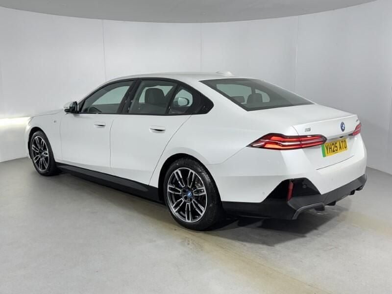Used BMW i5 M Sport 250 kW (340 HP) 2025 White Sedan