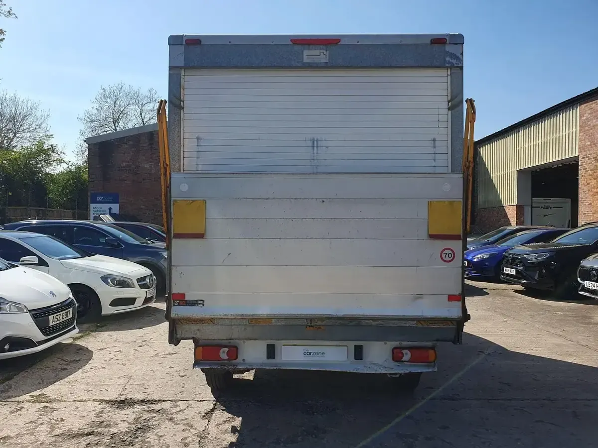 Used Citroën Relay 160 HP (117 kW) 2018 White Van