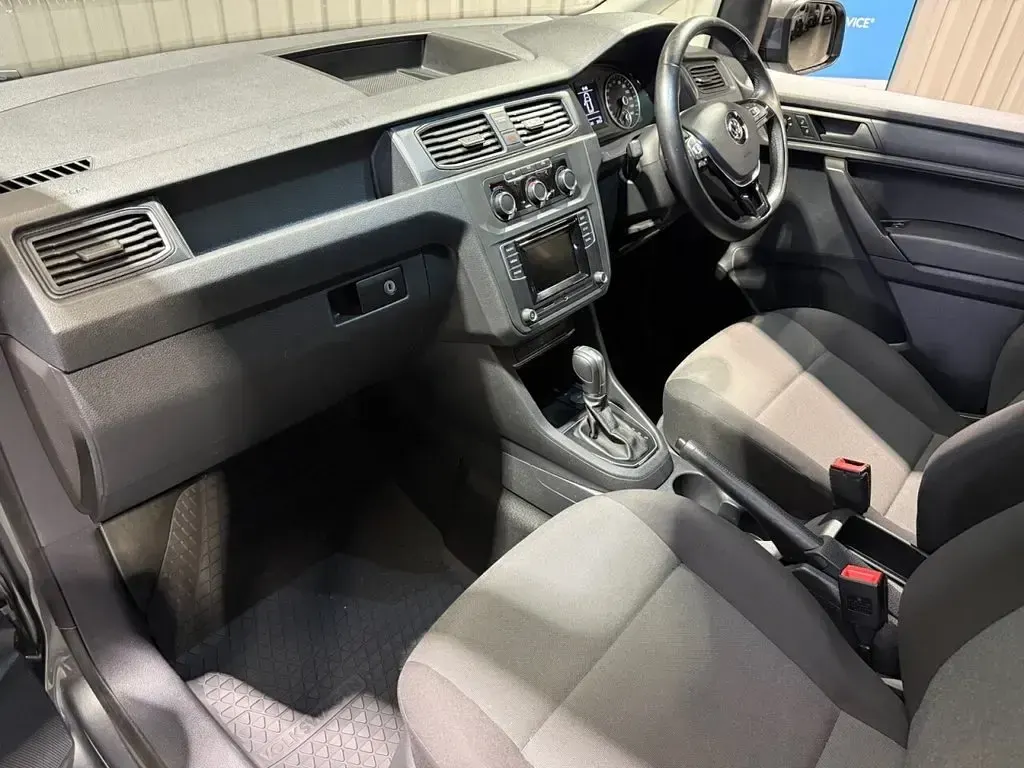 Used VW Caddy Trendline 102 HP (75 kW) 2020 Grey MPV