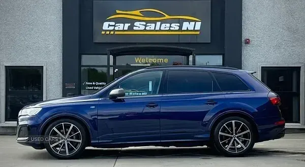 Used Audi Q7 Black Edition 286 HP (210 kW) 2022 Blue SUV