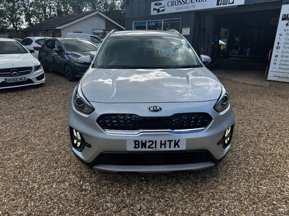 Used Kia Niro 141 HP (103 kW) 2021 Silver SUV