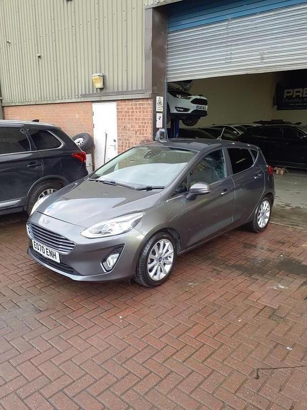Used Ford Fiesta Titanium 95 HP (69 kW) 2020 Grey Hatchback