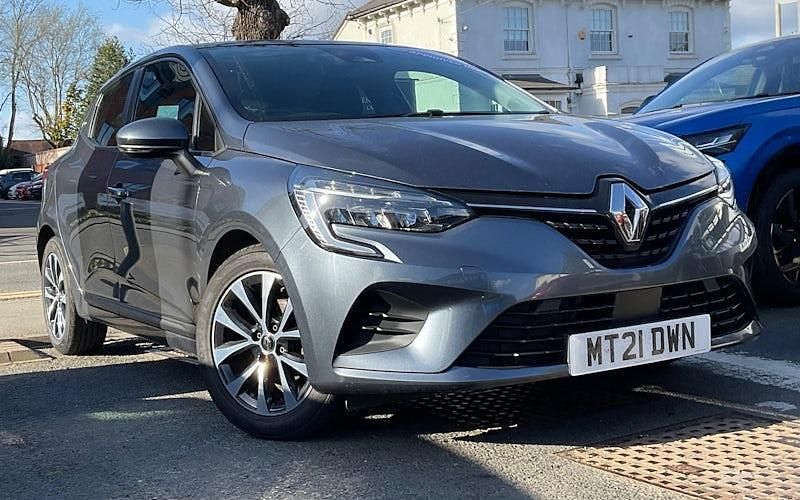 Used Renault Clio V Iconic 65 HP (47 kW) 2021 Hatchback