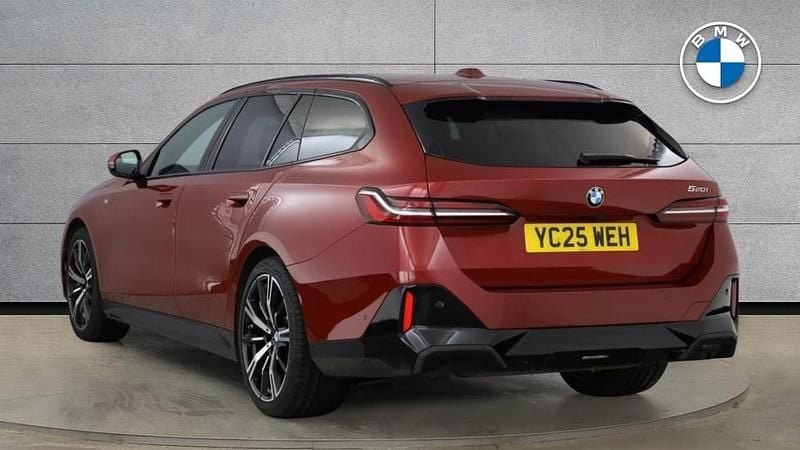 Used BMW 520 M Sport 205 HP (150 kW) 2025 Red Estate