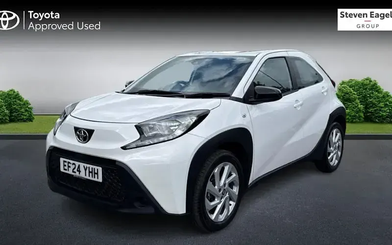 Used Toyota Aygo X PURE 72 HP (52 kW) 2025 SUV