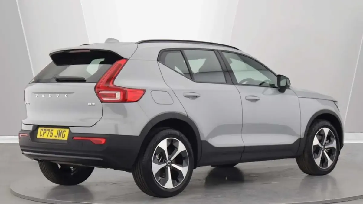 Used Volvo XC40 Plus 163 HP (119 kW) 2026 SUV
