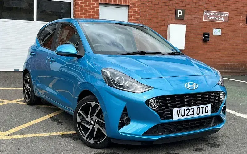 Used Hyundai i10 Premium 84 HP (61 kW) 2023 Hatchback