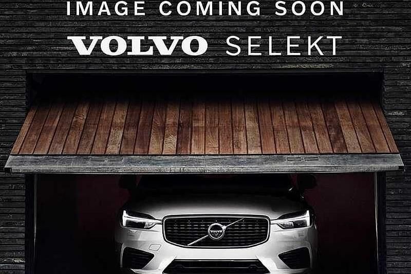 Used Volvo V60 Plus 350 HP (257 kW) 2025 Silver Estate