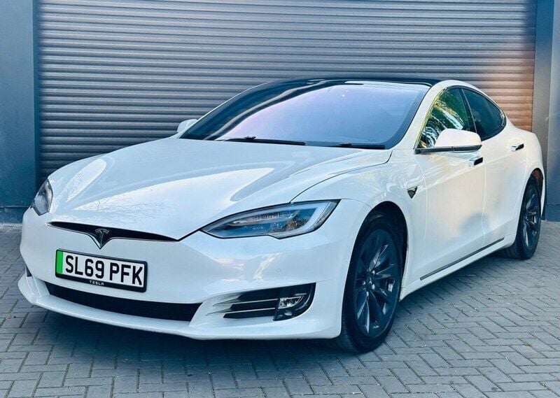 White Used 2019 Tesla Model S Long Range Sedan | £20,490 (Good price) - Image 1/4