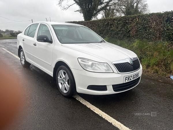 Used Skoda Octavia 2013 White Hatchback