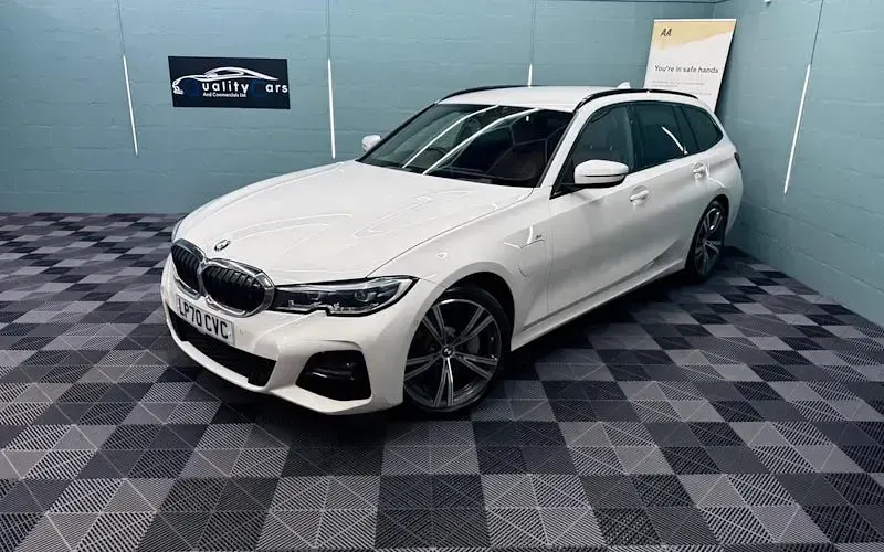 Used BMW 330e M Sport 292 HP (214 kW) 2021 White Estate