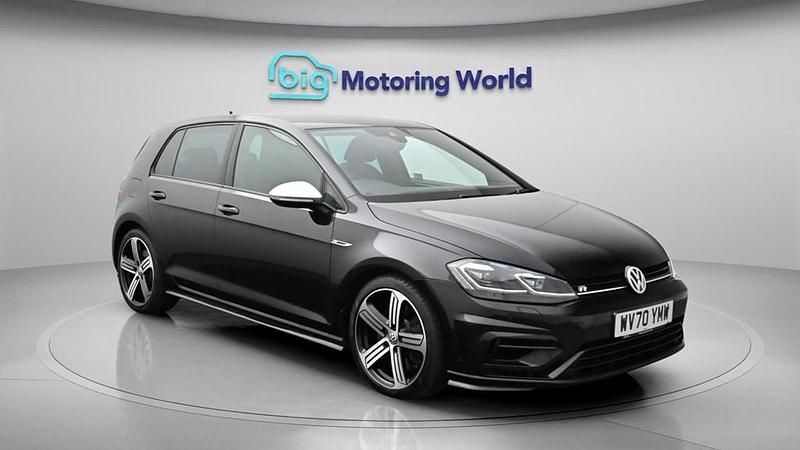Used VW Golf VII R 300 HP (220 kW) 2020 Black Hatchback