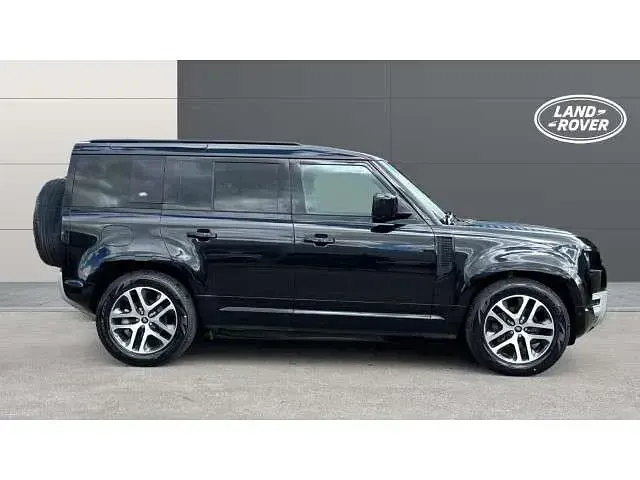 Used Land Rover Defender 249 HP (183 kW) 2024 Black SUV