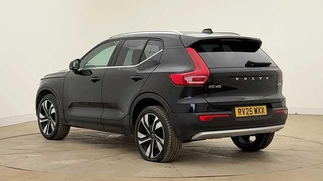 Used Volvo XC40 Ultra 161 HP (118 kW) 2025 Black SUV
