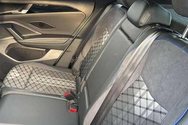 White Used 2024 VW Tiguan Edition SUV | £30,799 - Image 1/4