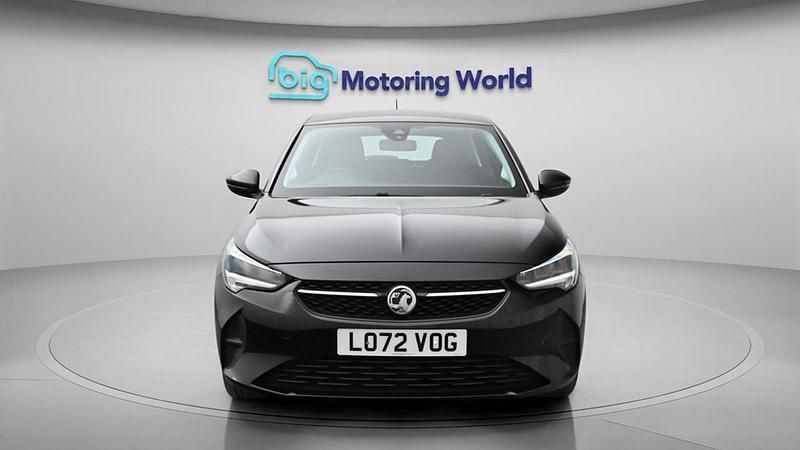 Used Vauxhall Corsa Design Edition 75 HP (55 kW) 2022 Black Hatchback