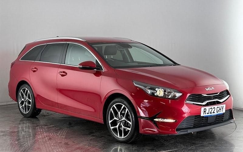 Used 2021 Kia Ceed Sportswagon Estate | £14,000 (Good price) - Image 1/3