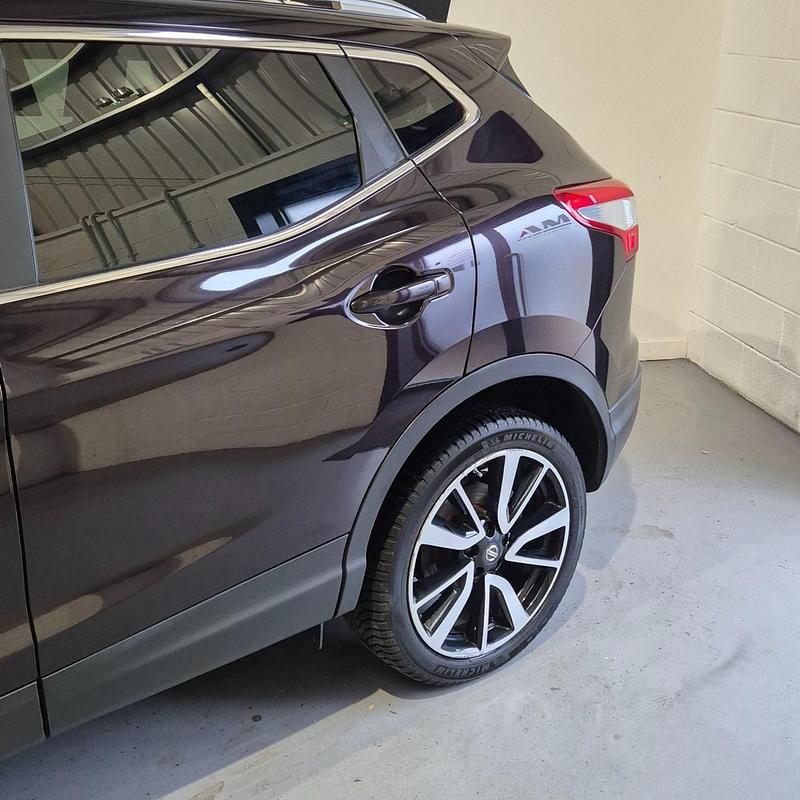 Used Nissan Qashqai Tekna 130 HP (95 kW) 2016 Black SUV