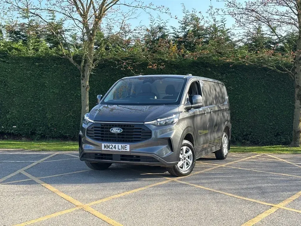 Used Ford Transit Custom Limited 136 HP (100 kW) 2024 Grey Van