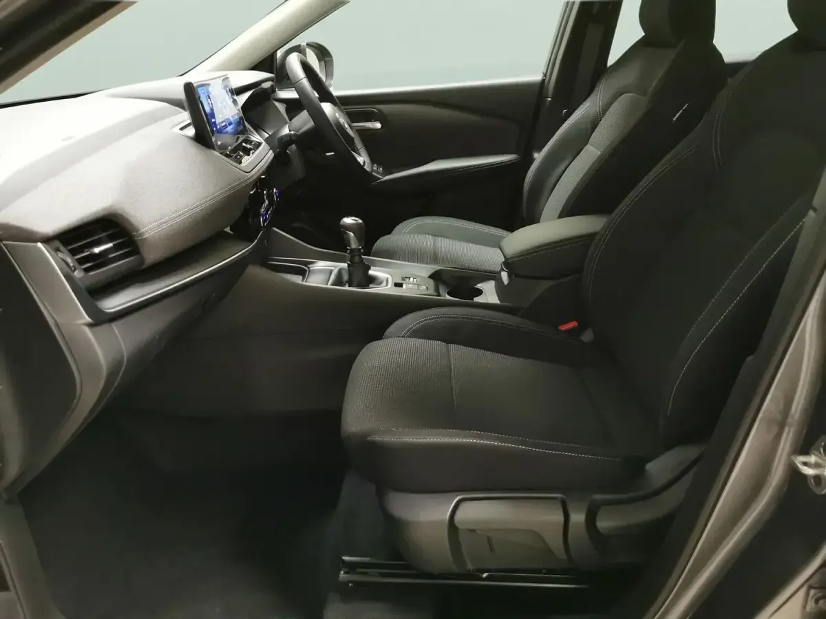 New Nissan Qashqai Acenta Premium 2025 Grey SUV