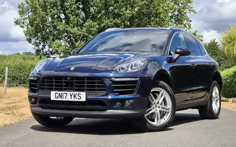 Used Porsche Macan 258 HP (189 kW) 2017 SUV