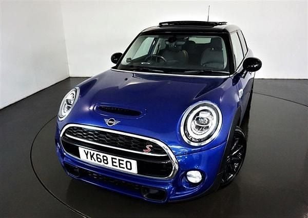 Blue Used 2018 Mini Cooper S Hatch Hatchback | £14,450 (Fair price) - Image 1/4