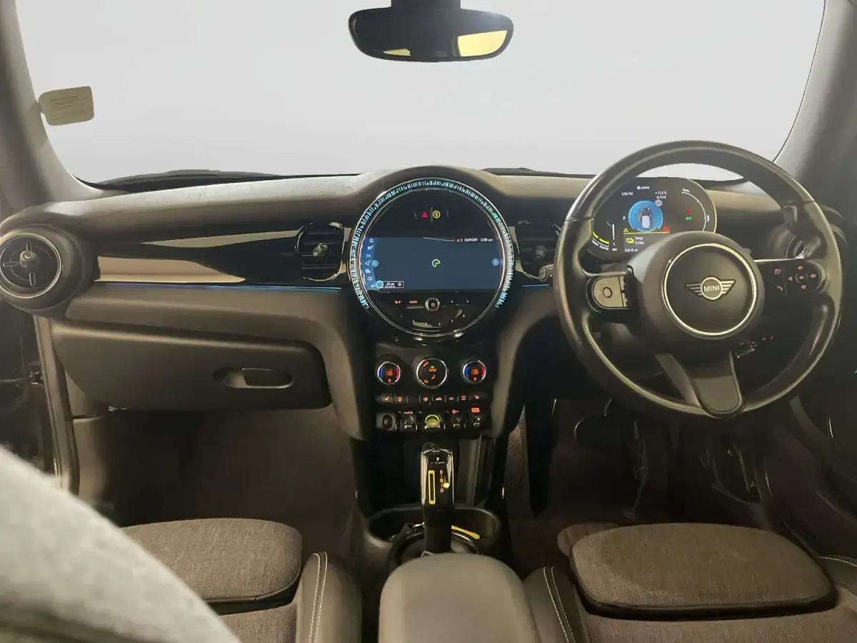 Usado Mini Cooper SE Hatch 135 kW (184 CV) 2021 Negro Utilitario