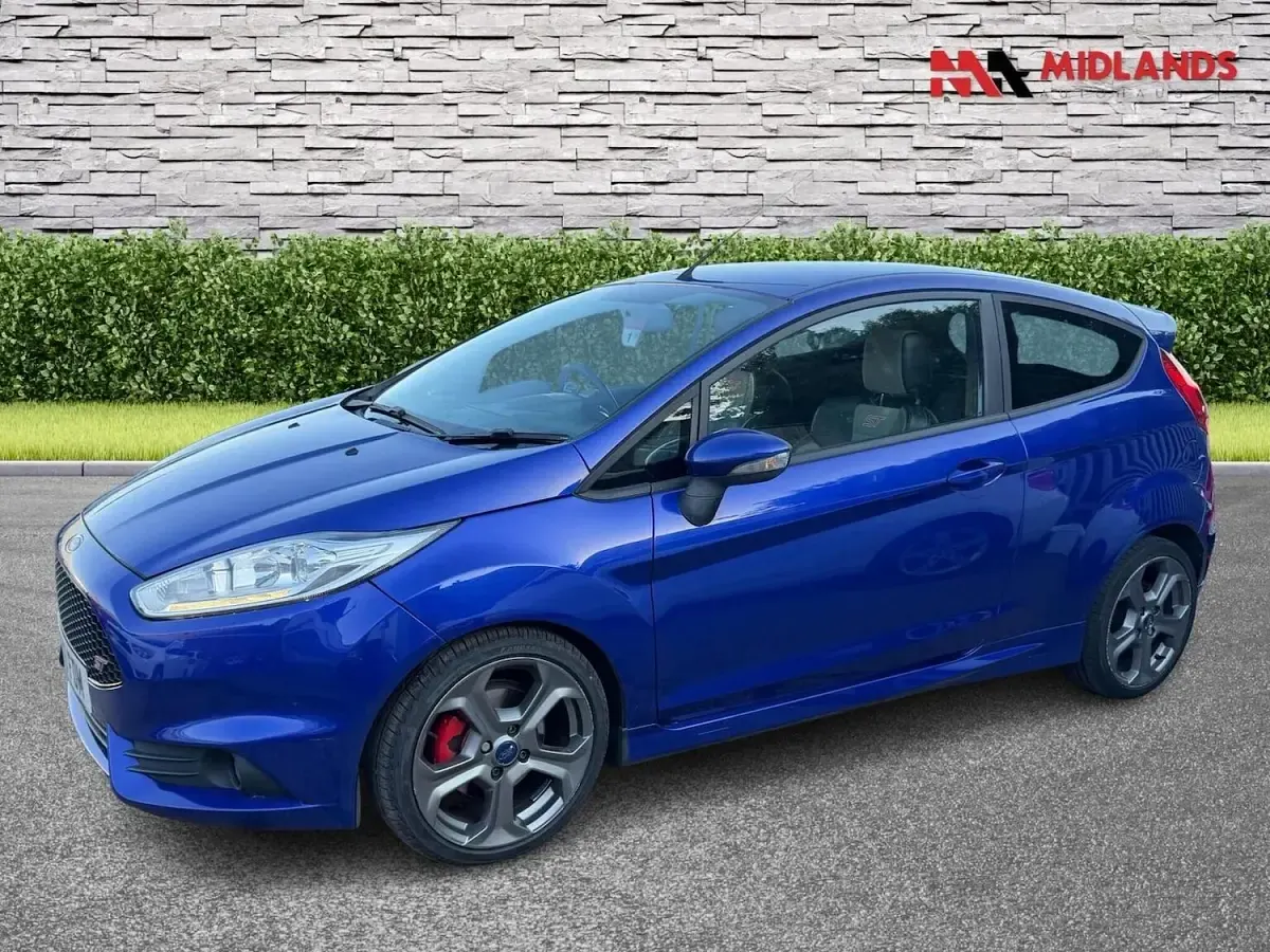 Used Ford Fiesta ST 2016 Blue Hatchback