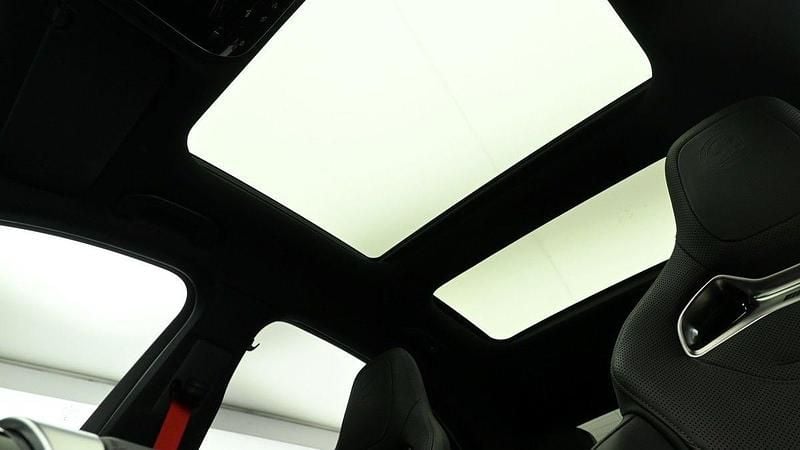 Image 2/4