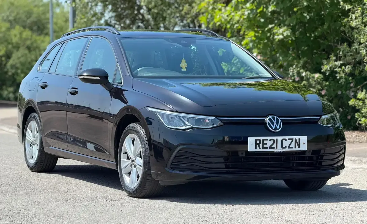 Usado VW Golf VIII Life 2021 Preto Carrinha