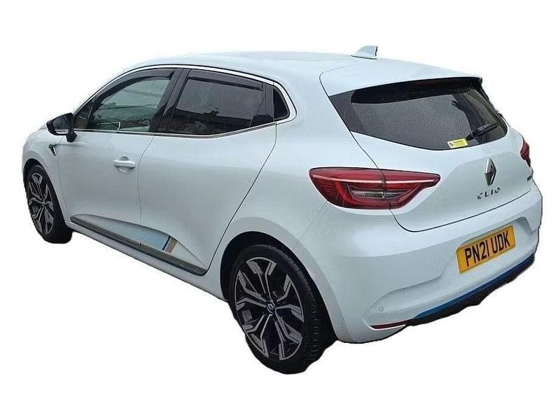 Used Renault Clio V 2021 White Hatchback