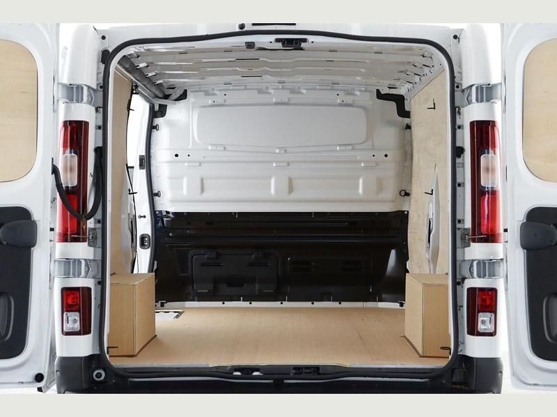 Ny Renault Trafic 2026 Vit