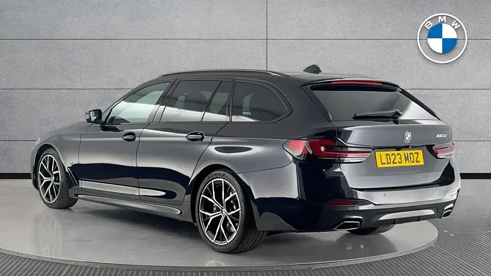 Used BMW 520 M Sport 187 HP (137 kW) 2023 Black Estate