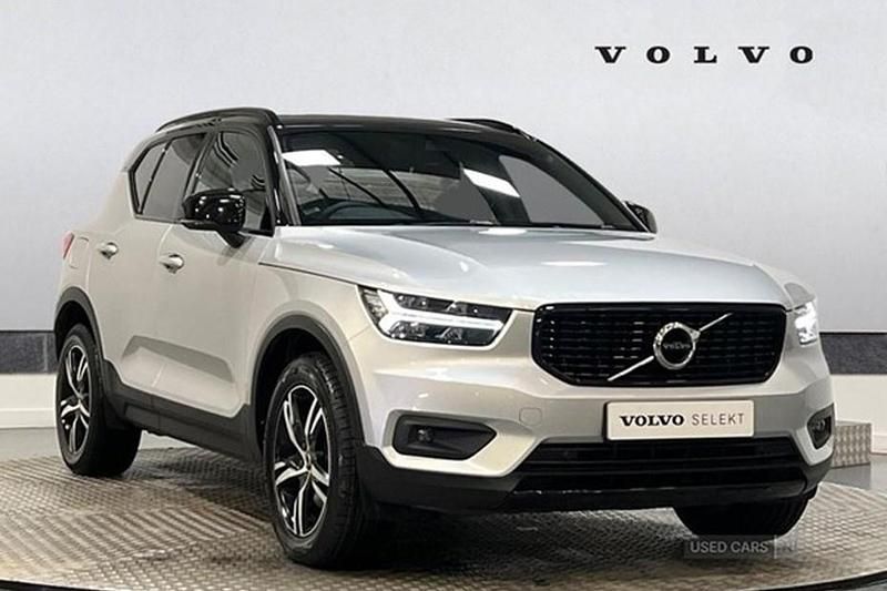 Used Volvo XC40 R-Design 188 HP (138 kW) 2019 Silver SUV