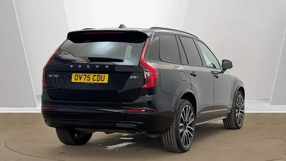 Used Volvo XC90 Ultra 455 HP (334 kW) 2025 Black SUV