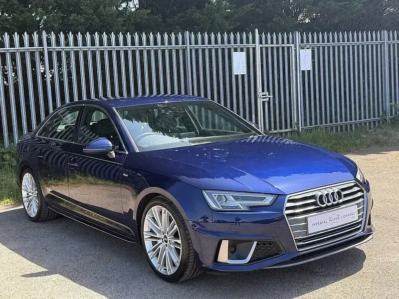 Used Audi A4 S-Line 150 HP (110 kW) 2019 Blue Sedan