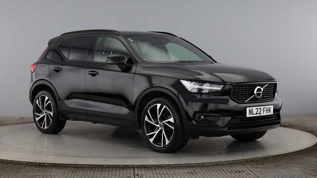 Black Used 2022 Volvo XC40 R-Design Pro SUV | £27,256 (Fair price) - Image 1/4