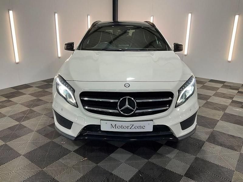 Used Mercedes GLA220 AMG line 170 HP (125 kW) 2015 White SUV