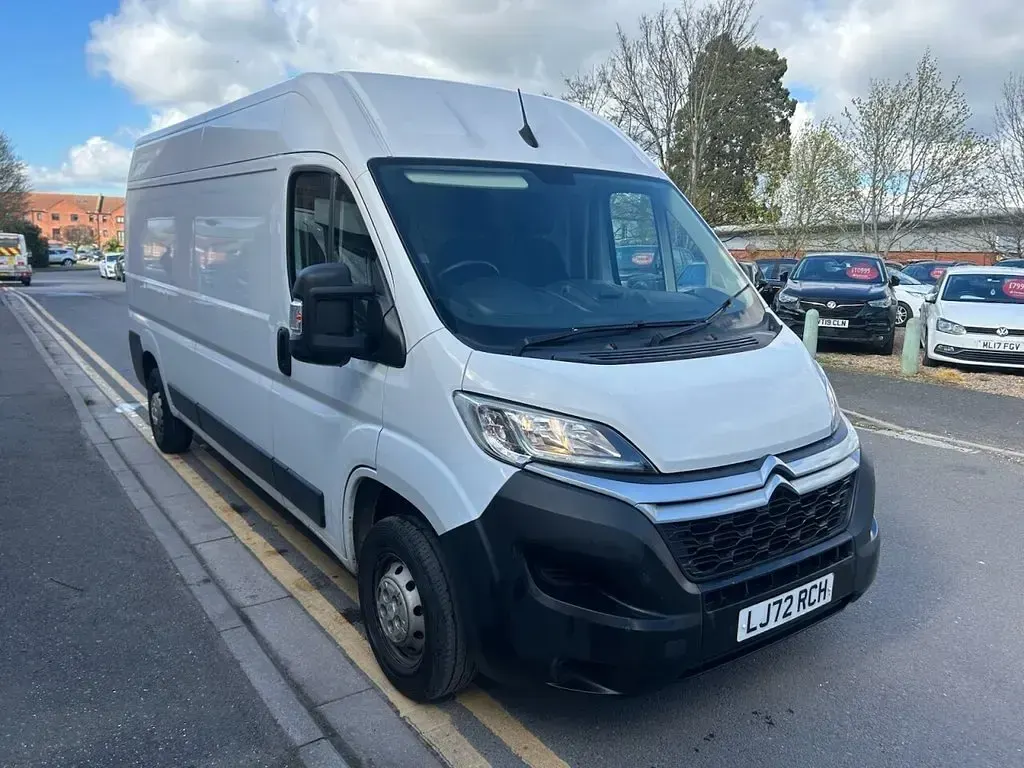 Used Citroën Relay 140 HP (102 kW) 2023 White Van