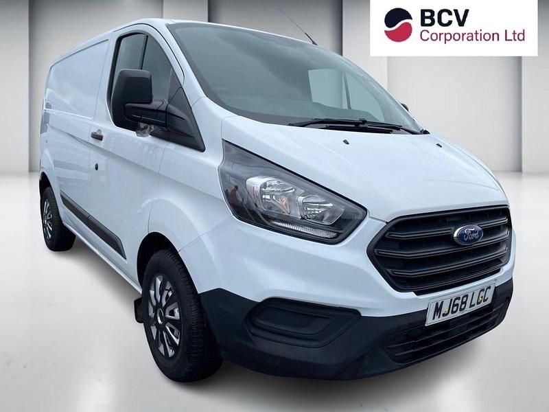 White Used 2018 Ford Transit Custom Van | £9,995 (Fair price) - Image 1/3