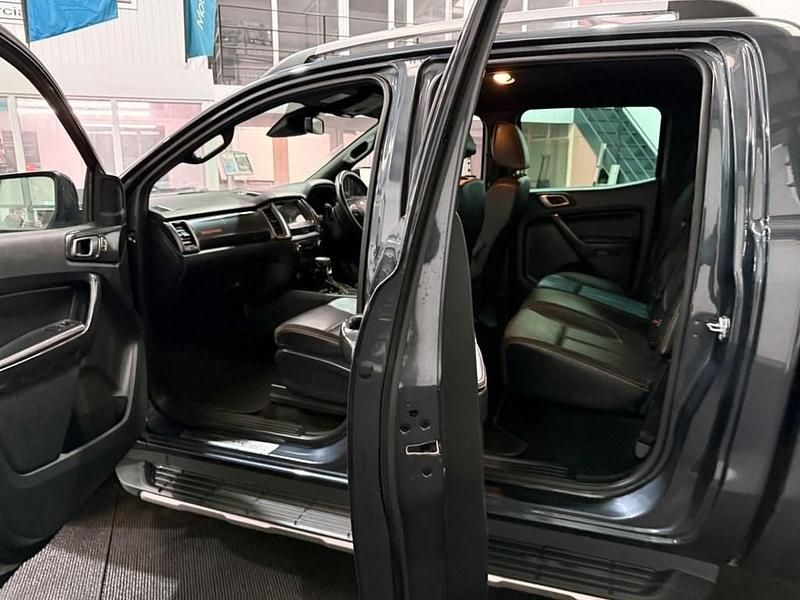 Begagnad Ford Ranger Wildtrack 2022 Grå Pickup
