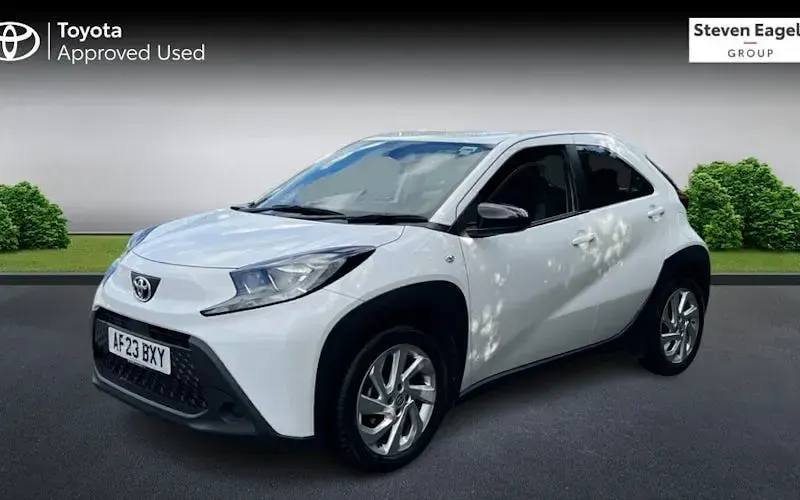 Used Toyota Aygo X PURE 72 HP (52 kW) 2025 SUV