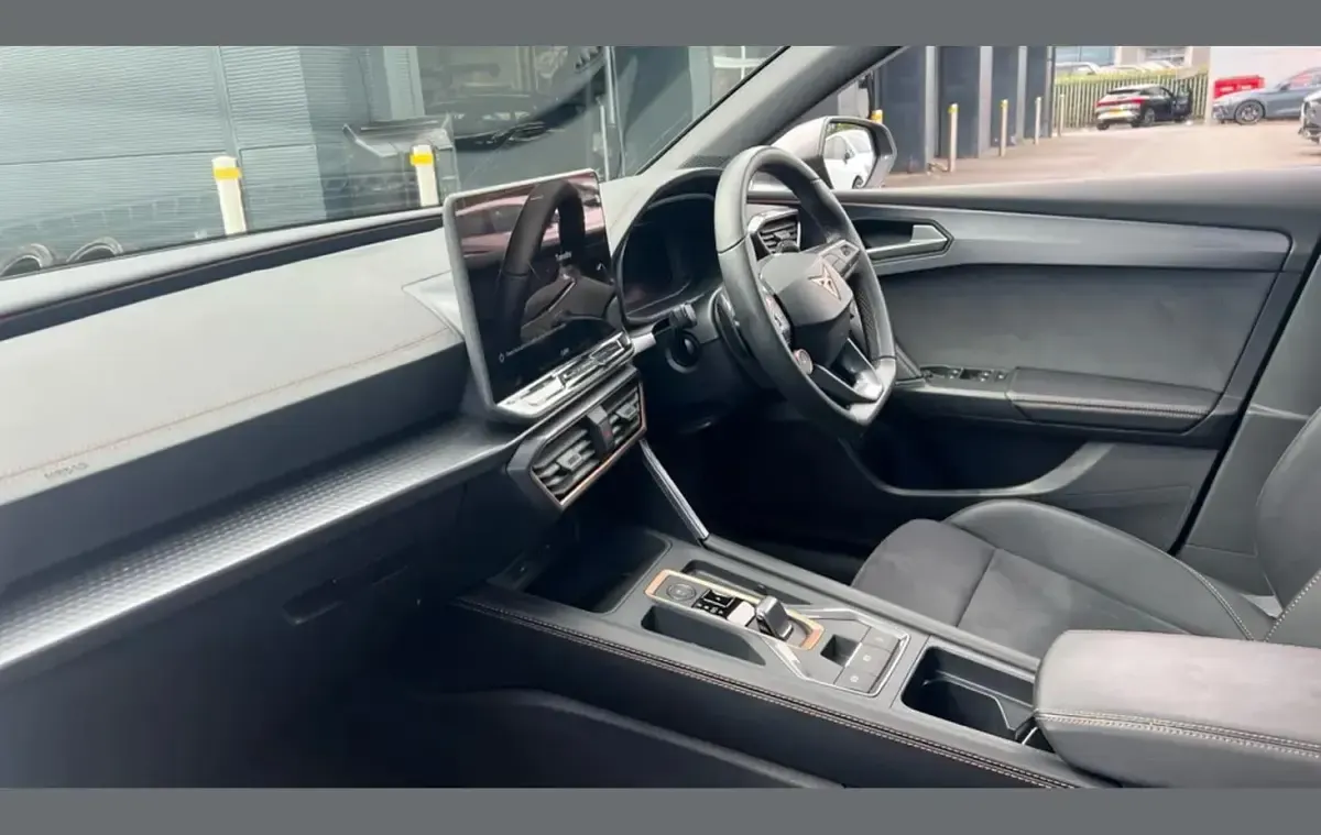 Used Cupra Leon 147 HP (108 kW) 2025 Black Estate