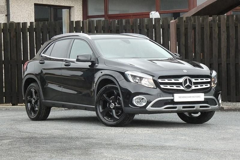 Black Used 2019 Mercedes GLA200 Executive SUV | £13,995 (Fair price) - Image 1/4