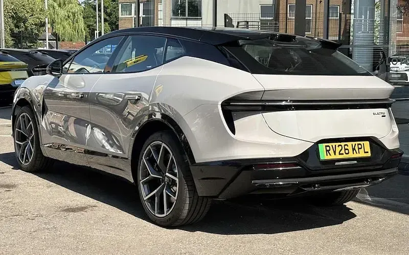 Used Lotus Eletre 450 kW (612 HP) 2026 SUV
