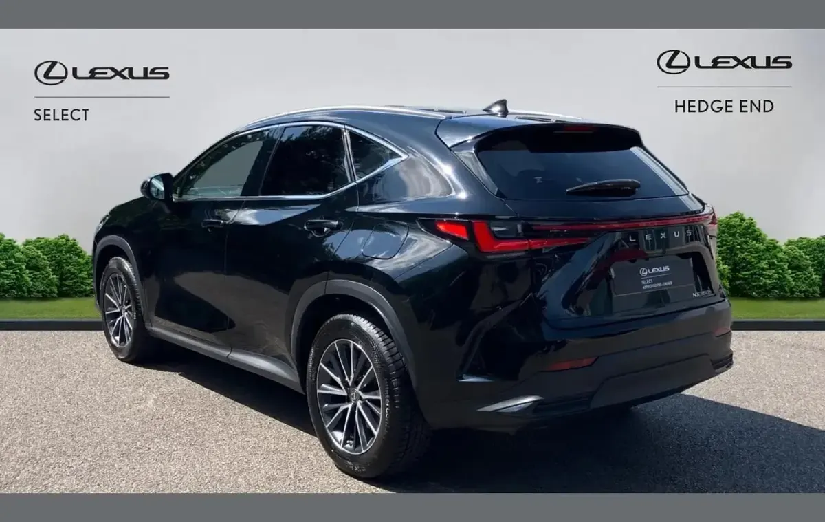 Usado Lexus NX350h 239 CV (175 kW) 2022 Negro SUV