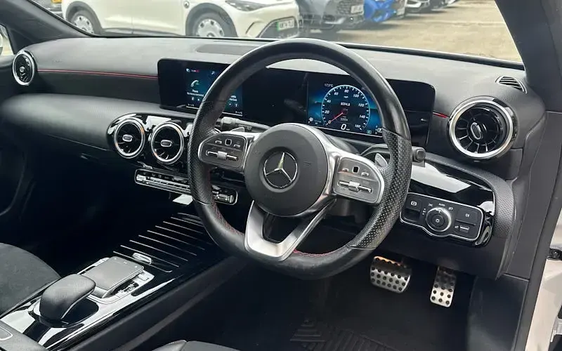 Used Mercedes A180 AMG line 136 HP (100 kW) 2019 Silver Hatchback