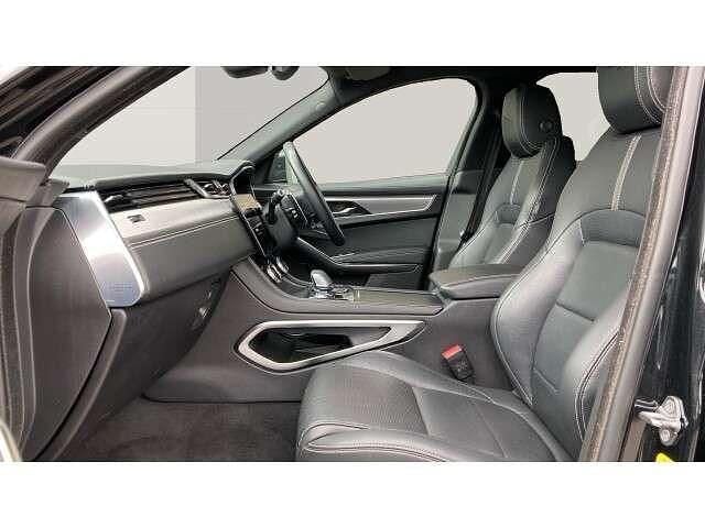 Second-hand Jaguar F-Pace R-Dynamic 204 CP (150 kW) 2022 Negru SUV